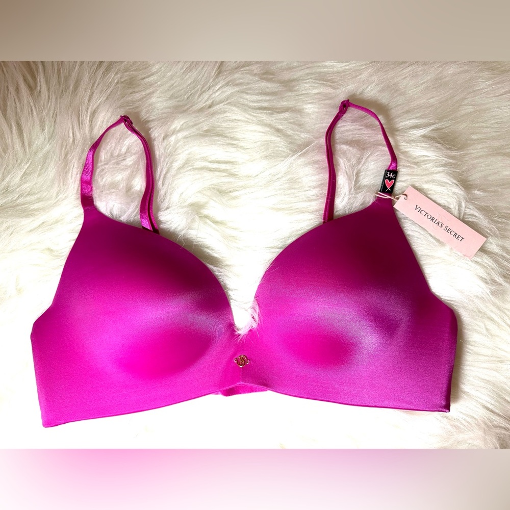 Victoria’s Secret Bra - NWT

Size 34C